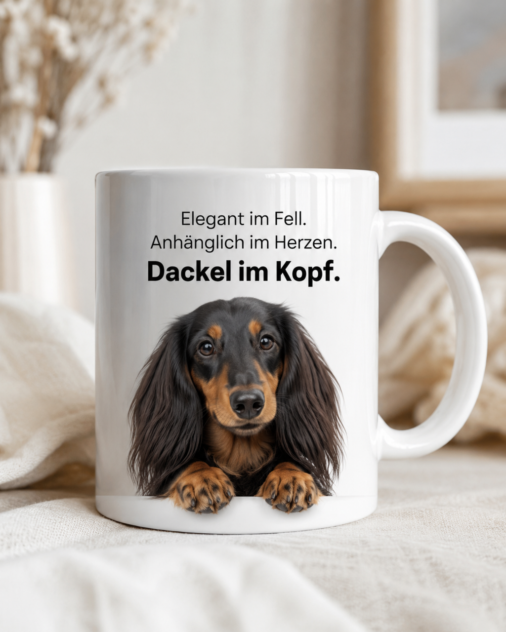 Langhaardackel Tasse · Elegant im Fell, anhänglich im Herzen – Dackel im Kopf · Lustige Hundetasse